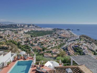 House with garden for sale in Cotobro