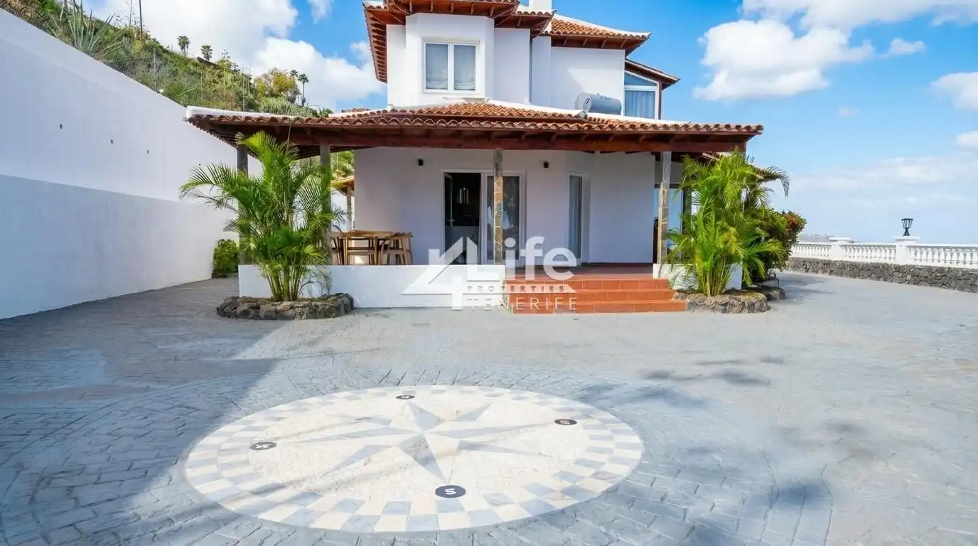 Vista exterior de Casa o chalet en venta en Candelaria con Aire acondicionado, Jardín privado y Terraza