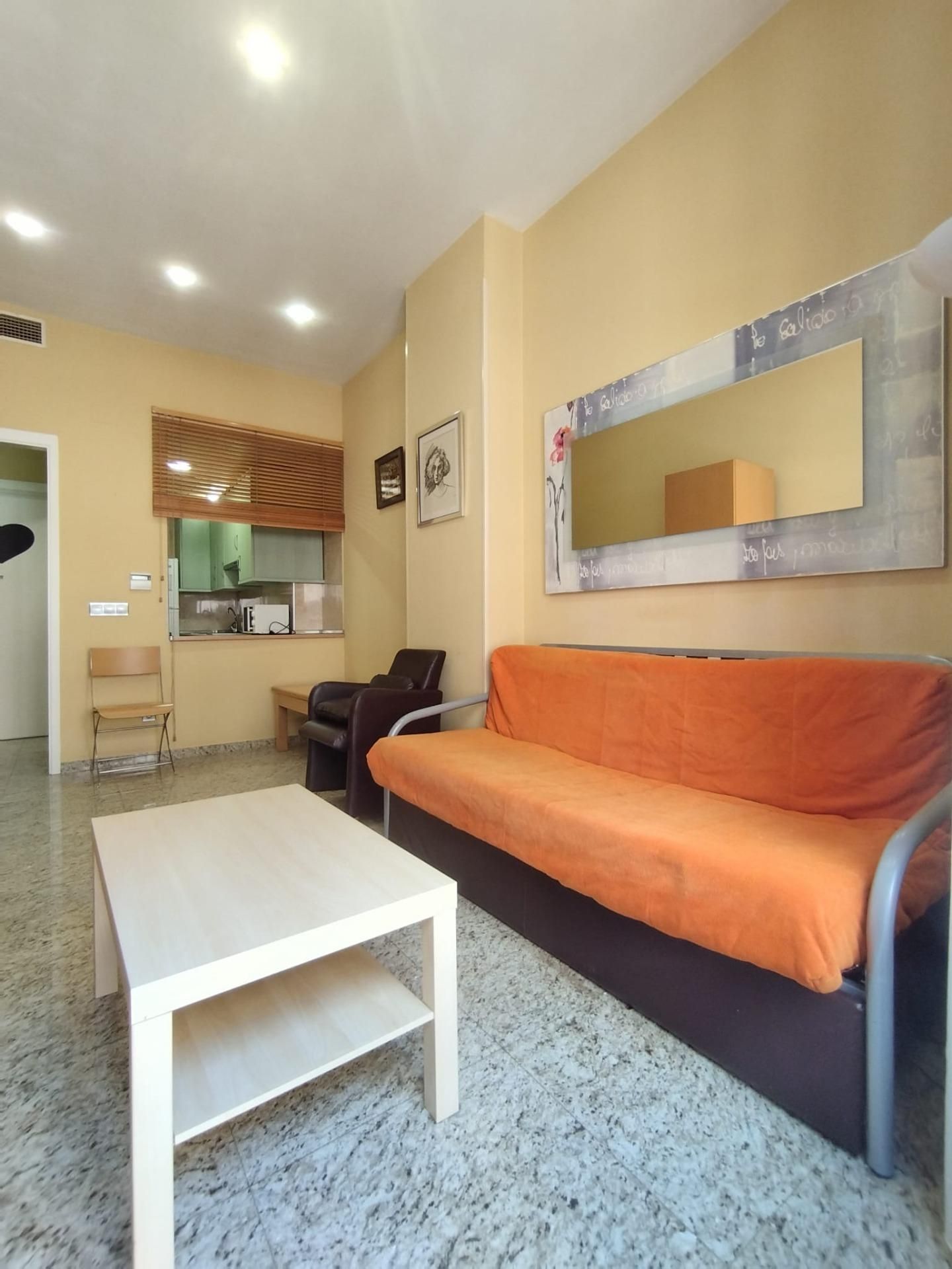 Sala d'estar de Apartament de lloguer en  Murcia Capital amb Aire condicionat, Calefacció i Balcó