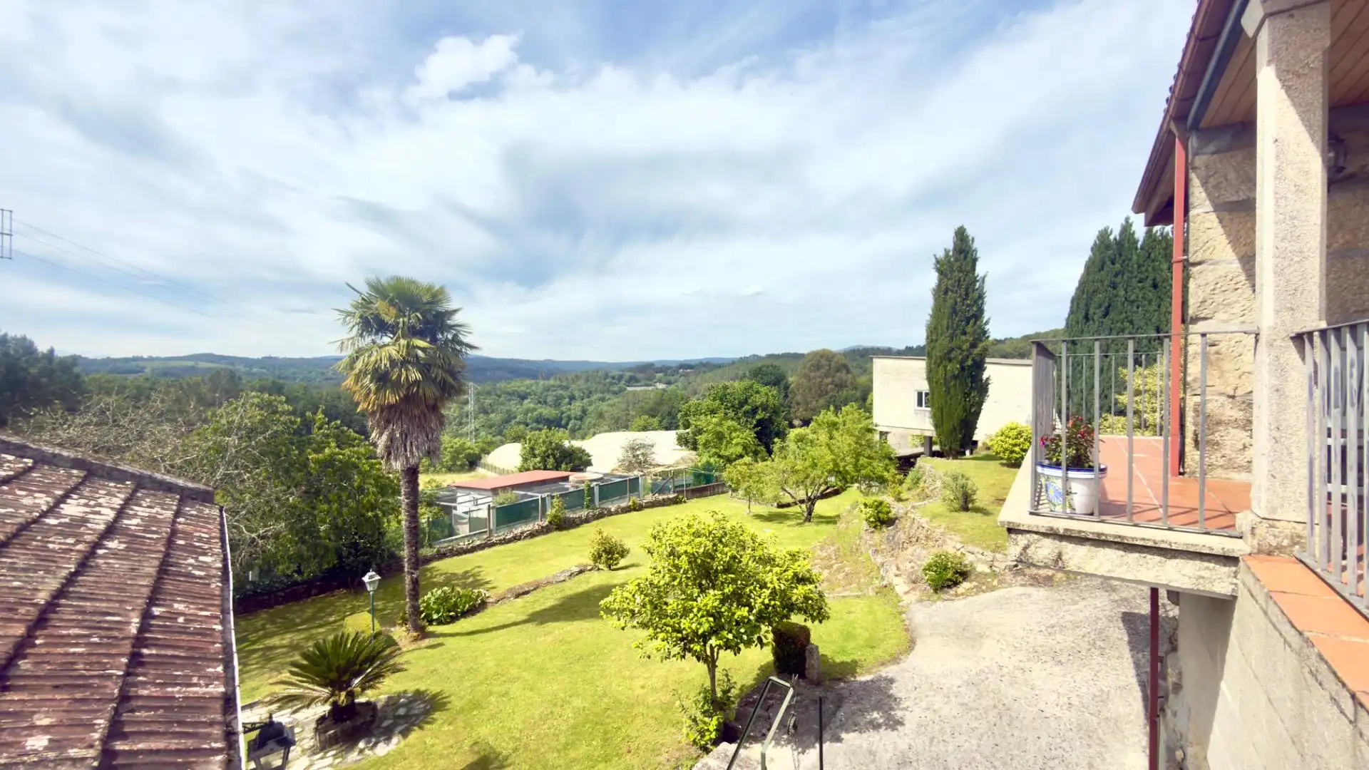 Casa con terraza en venta en Amoeiro, imagen 43