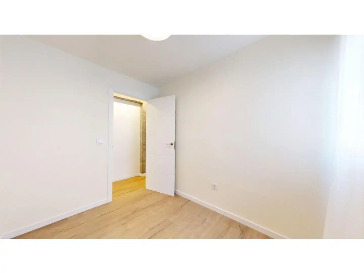 Habitación de Piso en venta en Valencia con Aire acondicionado, Terraza y Amueblado