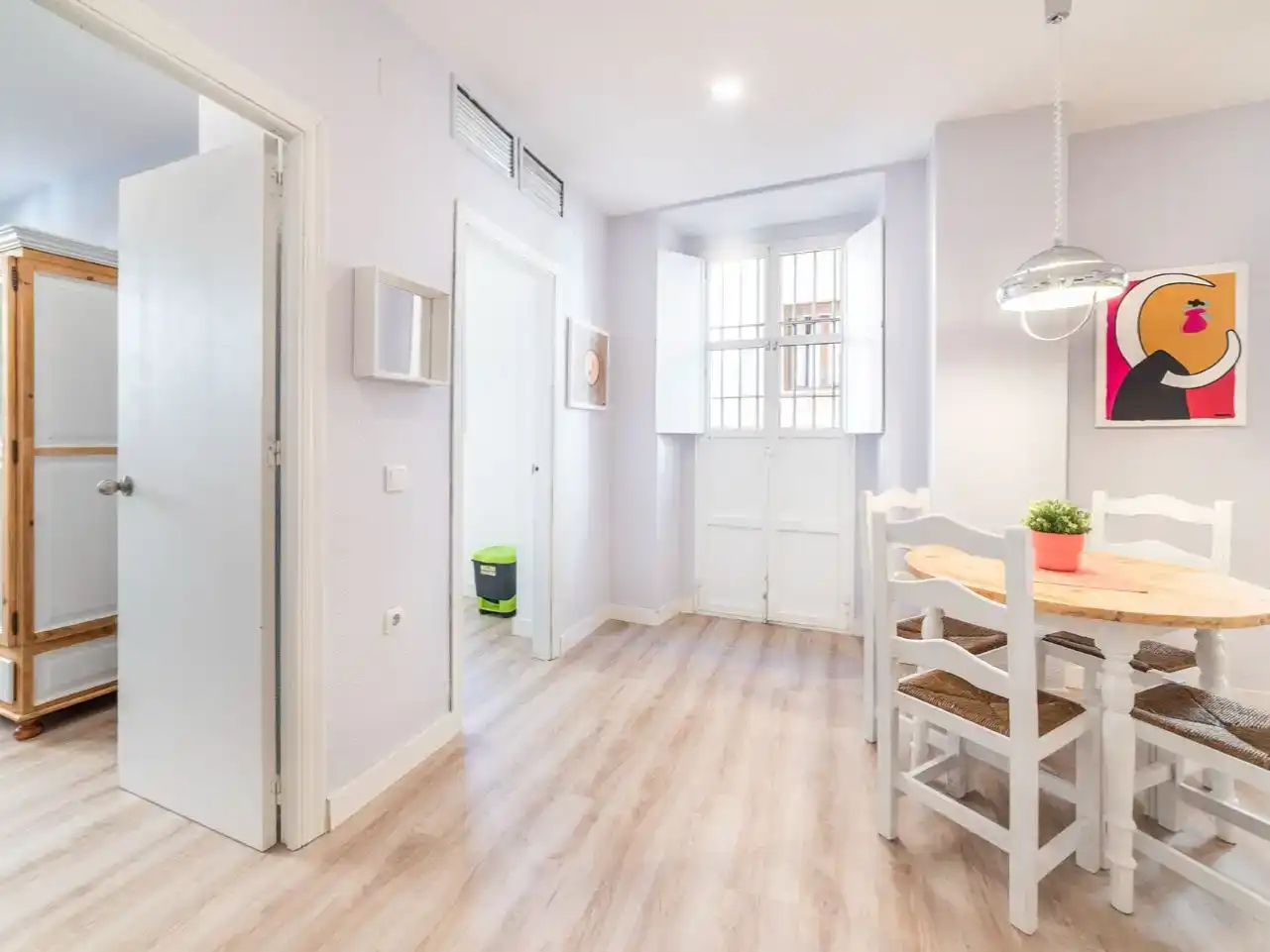 Apartament de lloguer en  Sevilla Capital amb Aire condicionat i Balcó