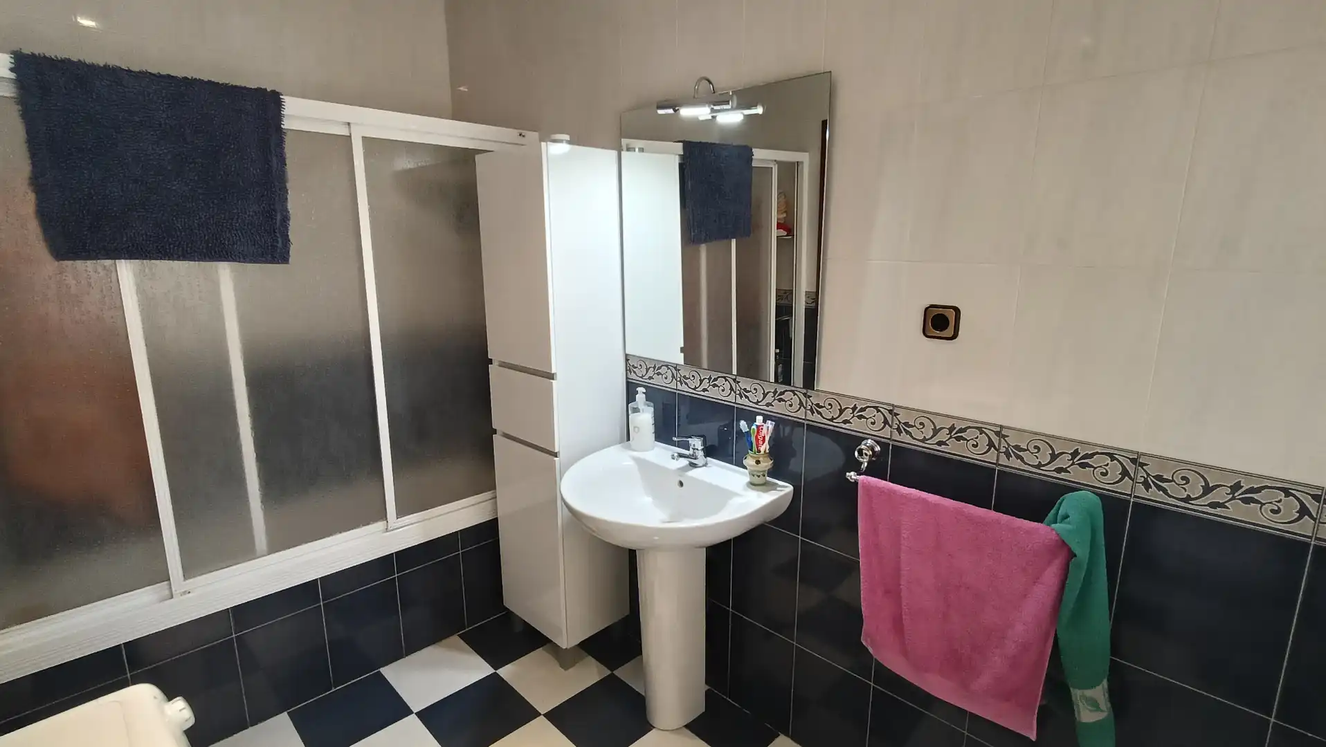 Bathroom of Land for sale in Las Herencias