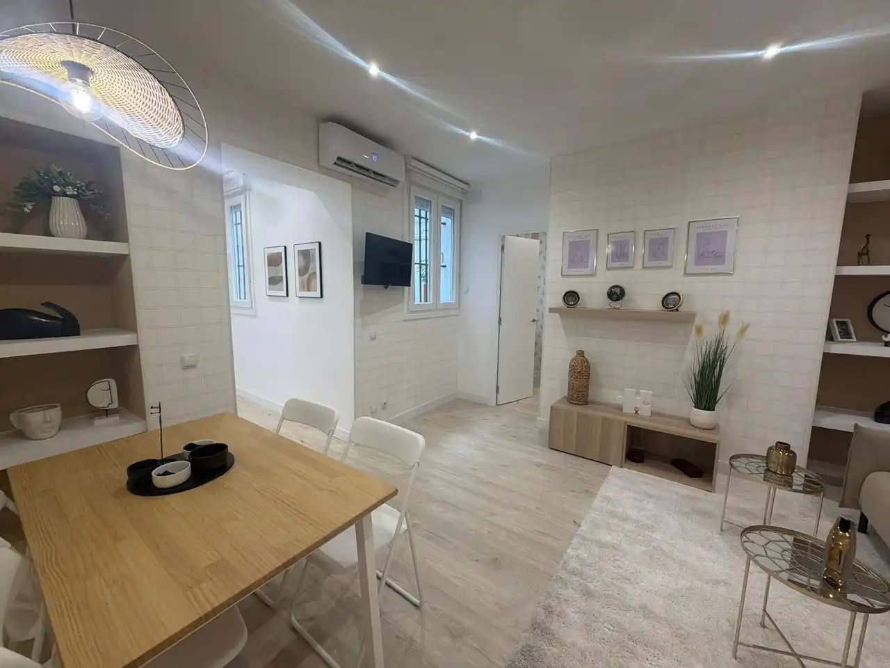 Sala de estar de Planta baja en venta en  Madrid Capital con Amueblado
