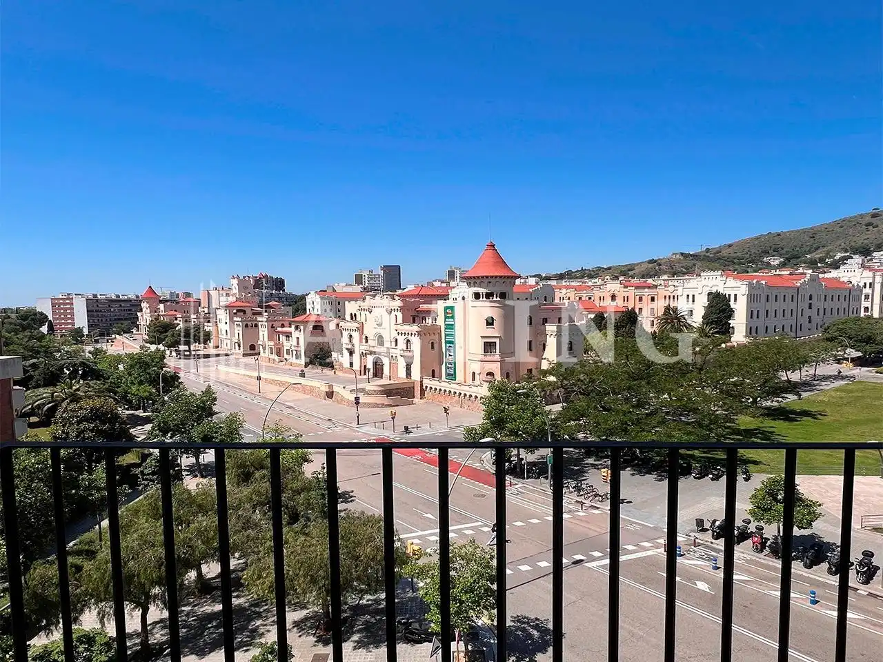 Vista exterior de Piso en venta en Barcelona con Aire acondicionado, Parquet y Terraza