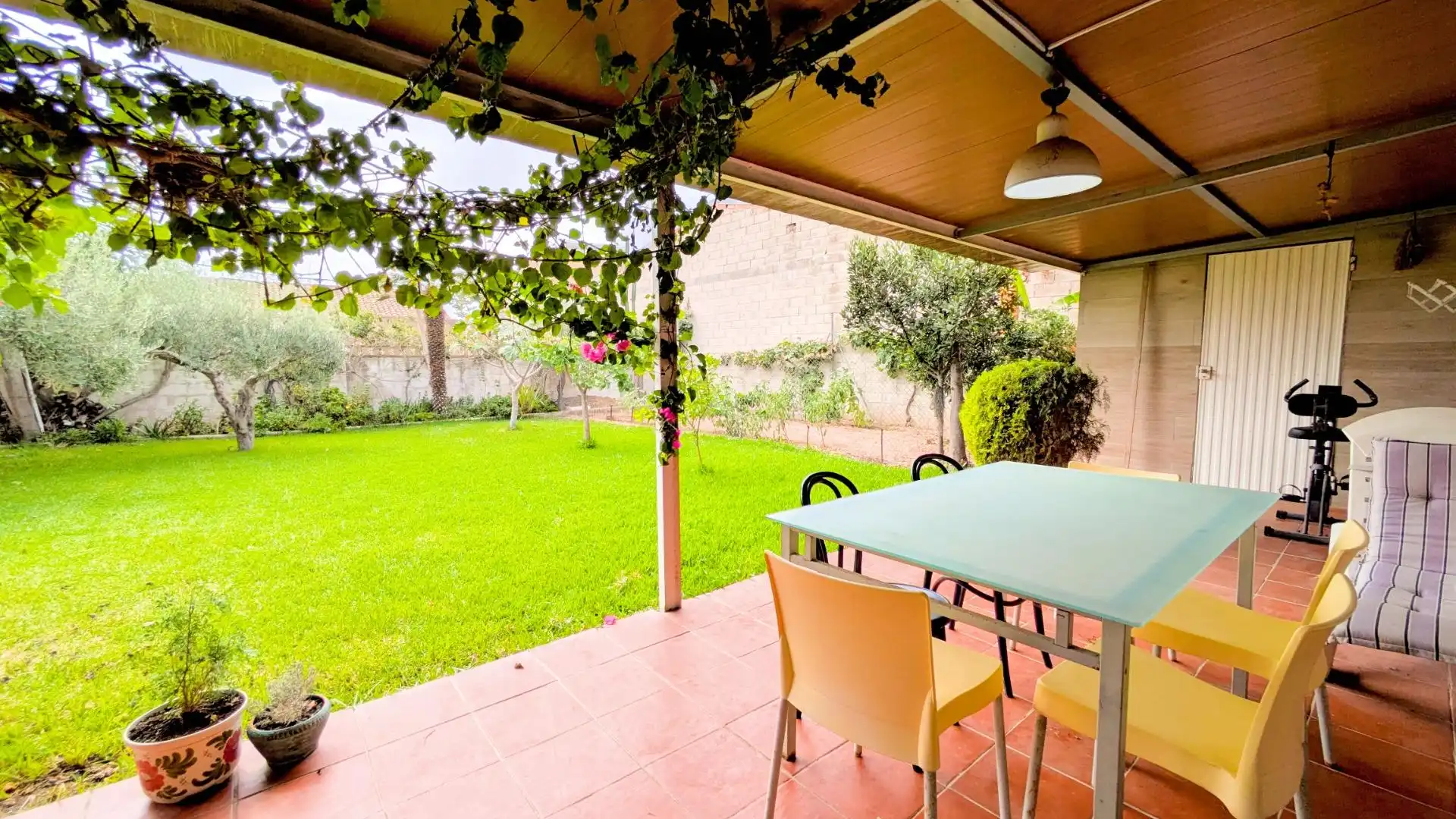 Jardín de Casa o chalet en venta en Deltebre con Aire acondicionado y Jardín privado