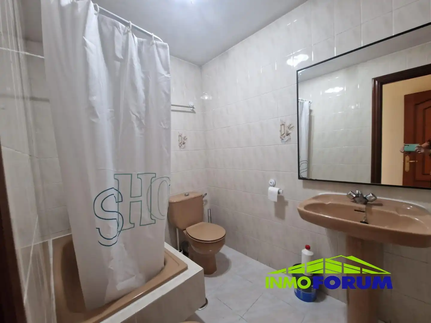 Bathroom of Flat for rent in A Coruña Capital   with Heating, Terrace and Storage room
