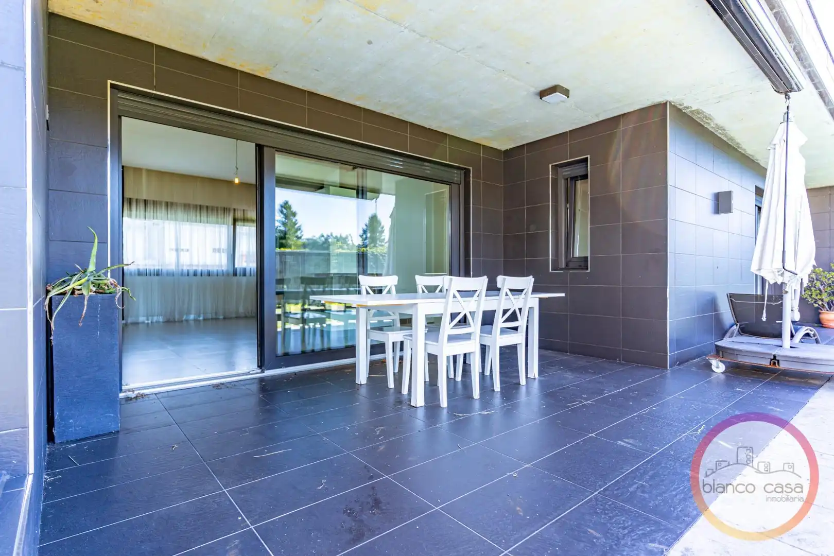 Casa con jardín en venta en Carballo, imagen 5