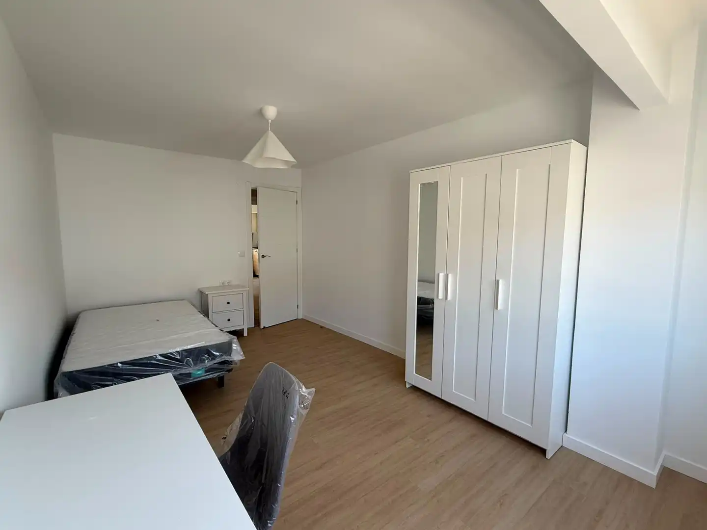 Bedroom of Flat for rent in Ferrol  with Heating, Furnished and Oven