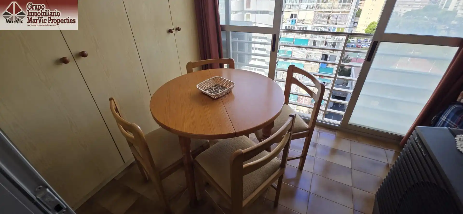 Comedor de Apartamento en venta en Benidorm con Aire acondicionado, Jardín privado y Amueblado