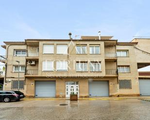 Vista exterior de Dúplex en venda en Alcover amb Aire condicionat, Terrassa i Balcó