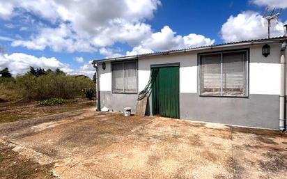 Exterior view of Country house for sale in Badajoz Capital