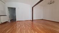 Flat to rent in Girona Capital