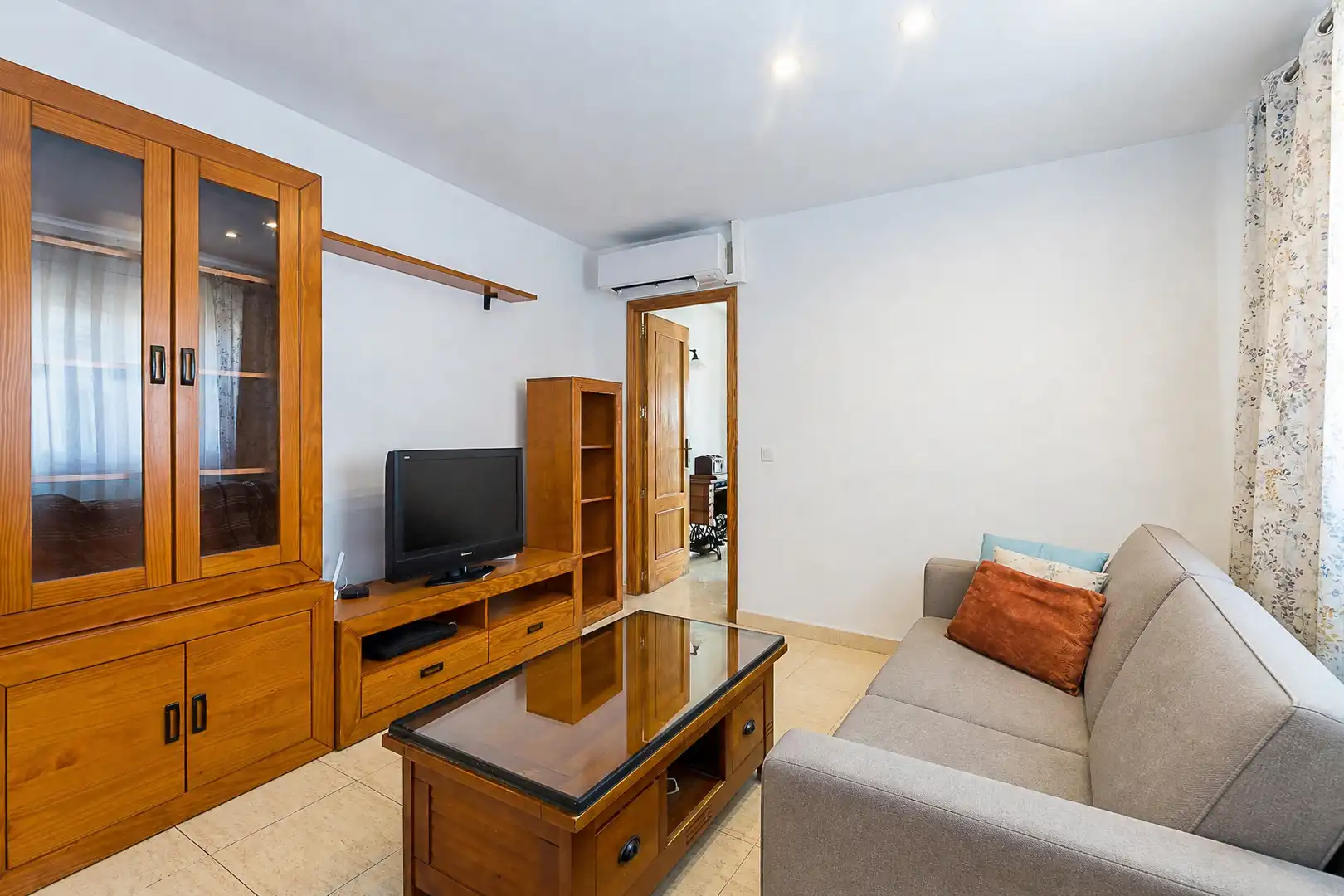 Sala de estar de Piso en venta en Sa Pobla con Aire acondicionado, Calefacción y Trastero