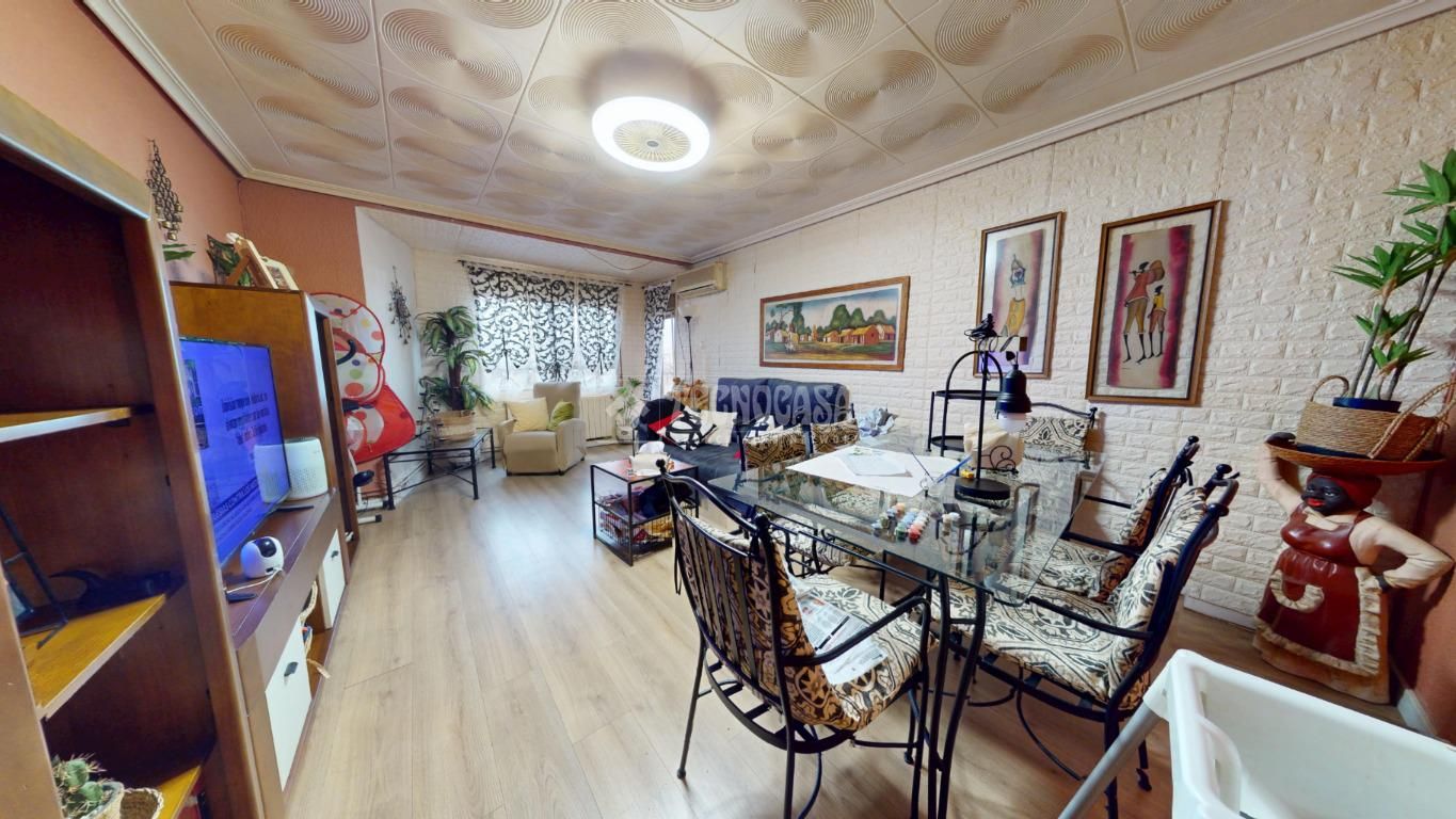 Wohnung zum Verkauf in Mont-Olivet, Quatre Carreres