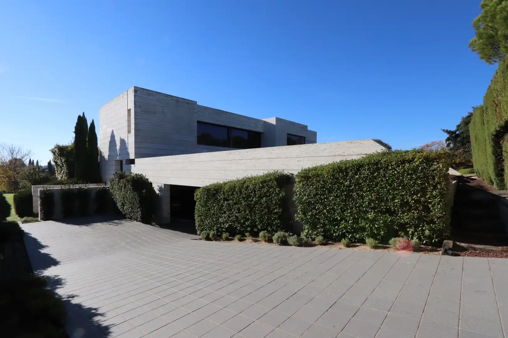 Exterior view of Houses for rent in Pozuelo de Alarcón  with Air Conditioner, Heating and Private garden
