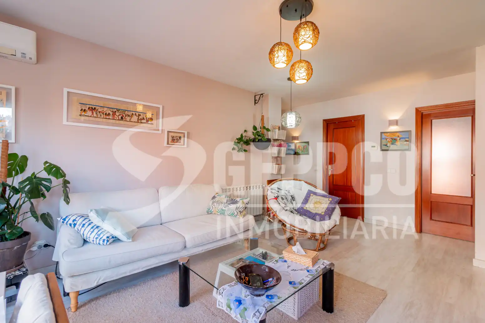 Flat for sale in Canillas