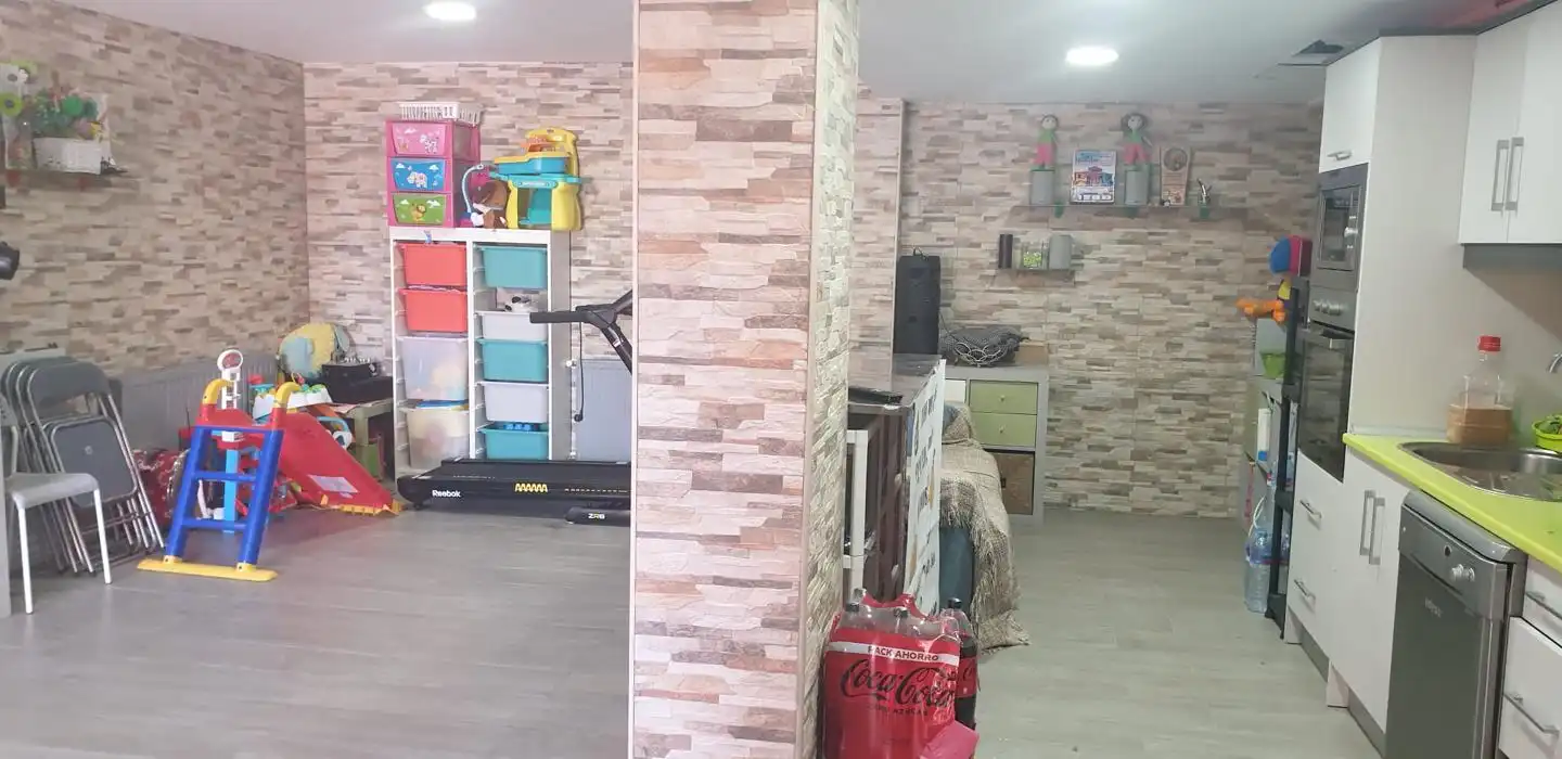 Casa adosada en venta en Saelices con Calefacción