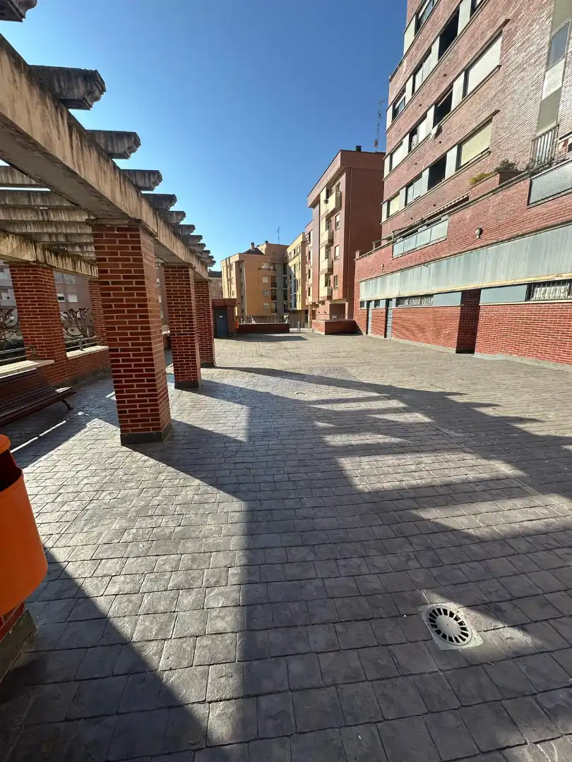 Business premises for sale in Calle Portillejo, imagen 11