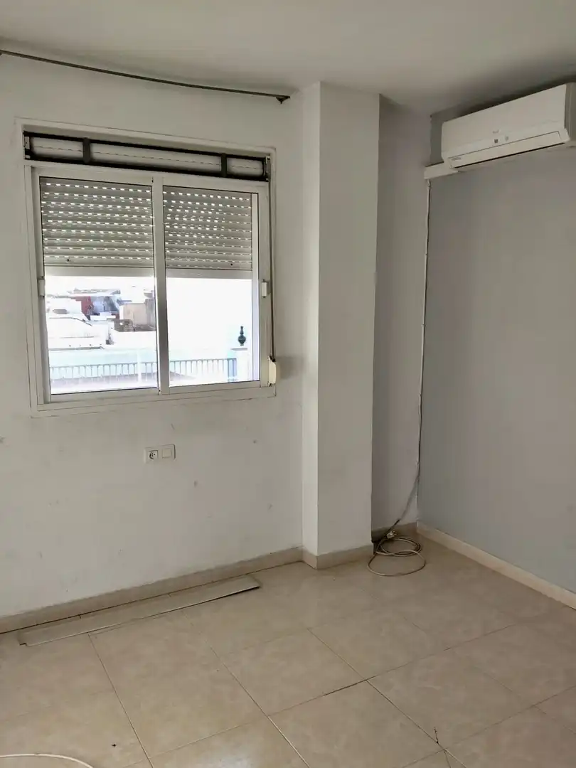 Bedroom of Flat for sale in Gines  with Air Conditioner, Heating and Terrace