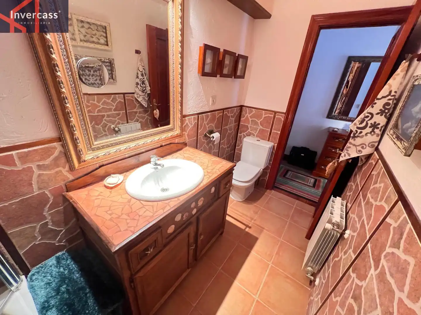 Badezimmer von Wohnung zum Verkauf in Castro-Urdiales mit Möbliert