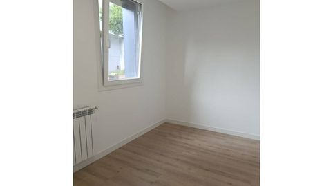 Foto 2 de Piso en venta en A Carballeira, Ourense Capital