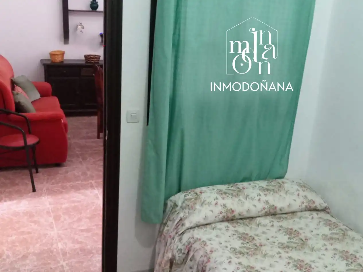 Habitación de Casa adosada en venta en Almonte con Terraza y Amueblado