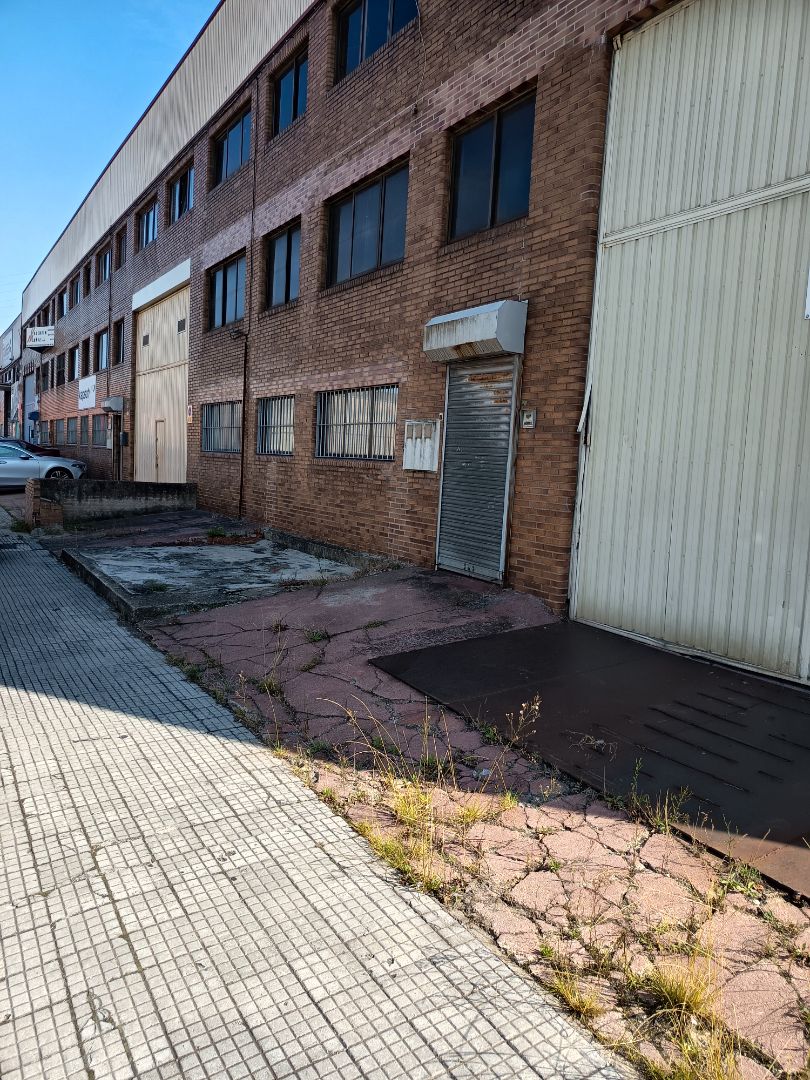 Exterior view of Industrial buildings to rent in Avilés