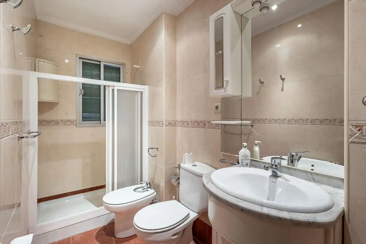 Baño de Piso en venta en Granada