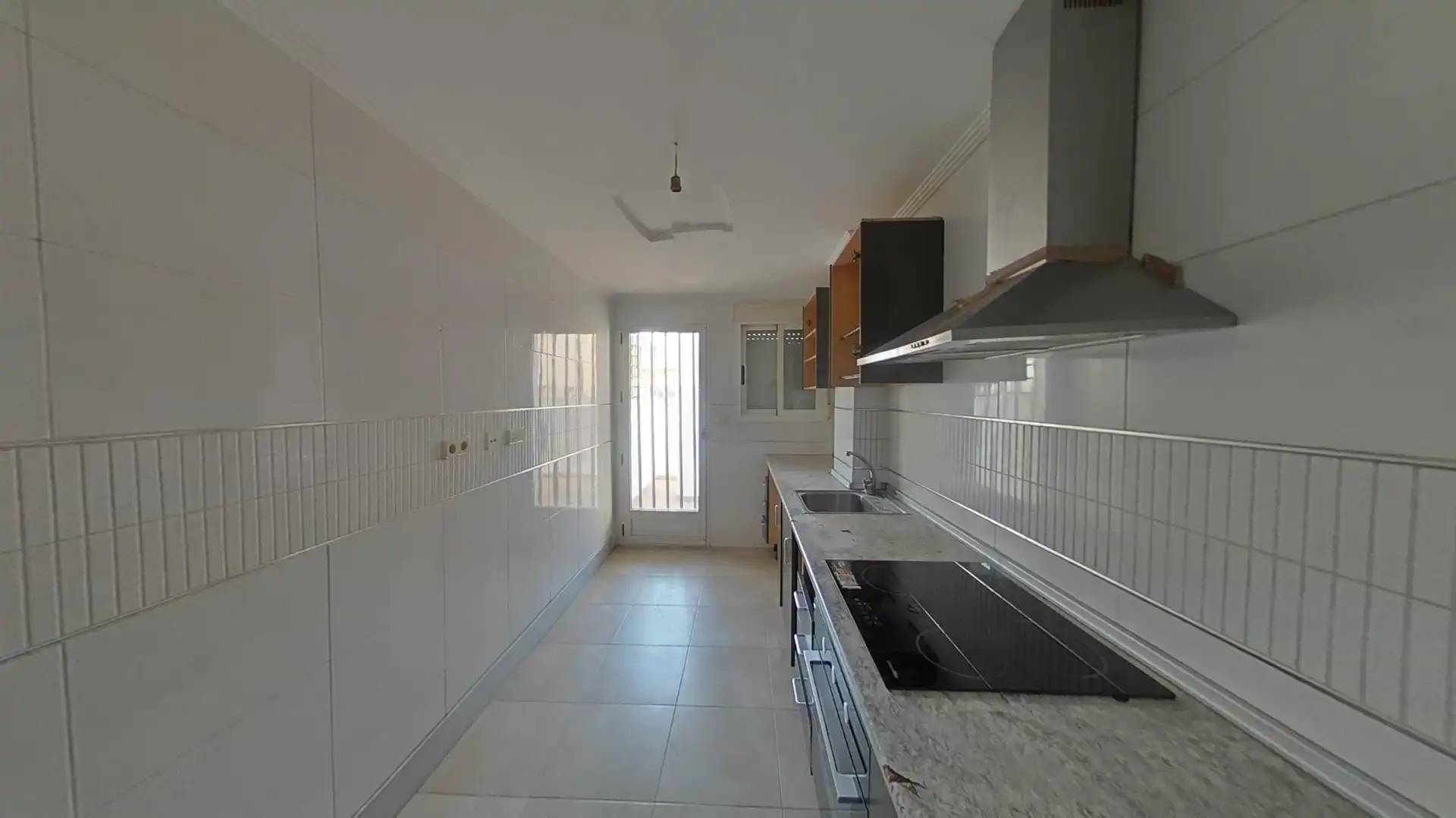 Cocina de Piso en venta en Murcia con Terraza y Trastero