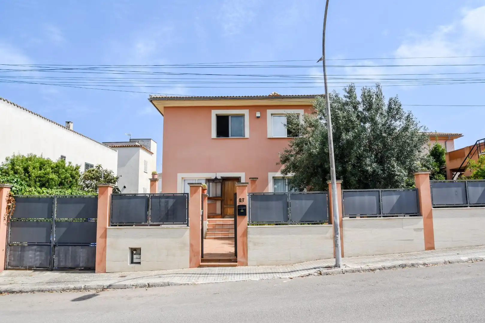 Vista exterior de Casa o xalet en venda en Calvià amb Jardí privat