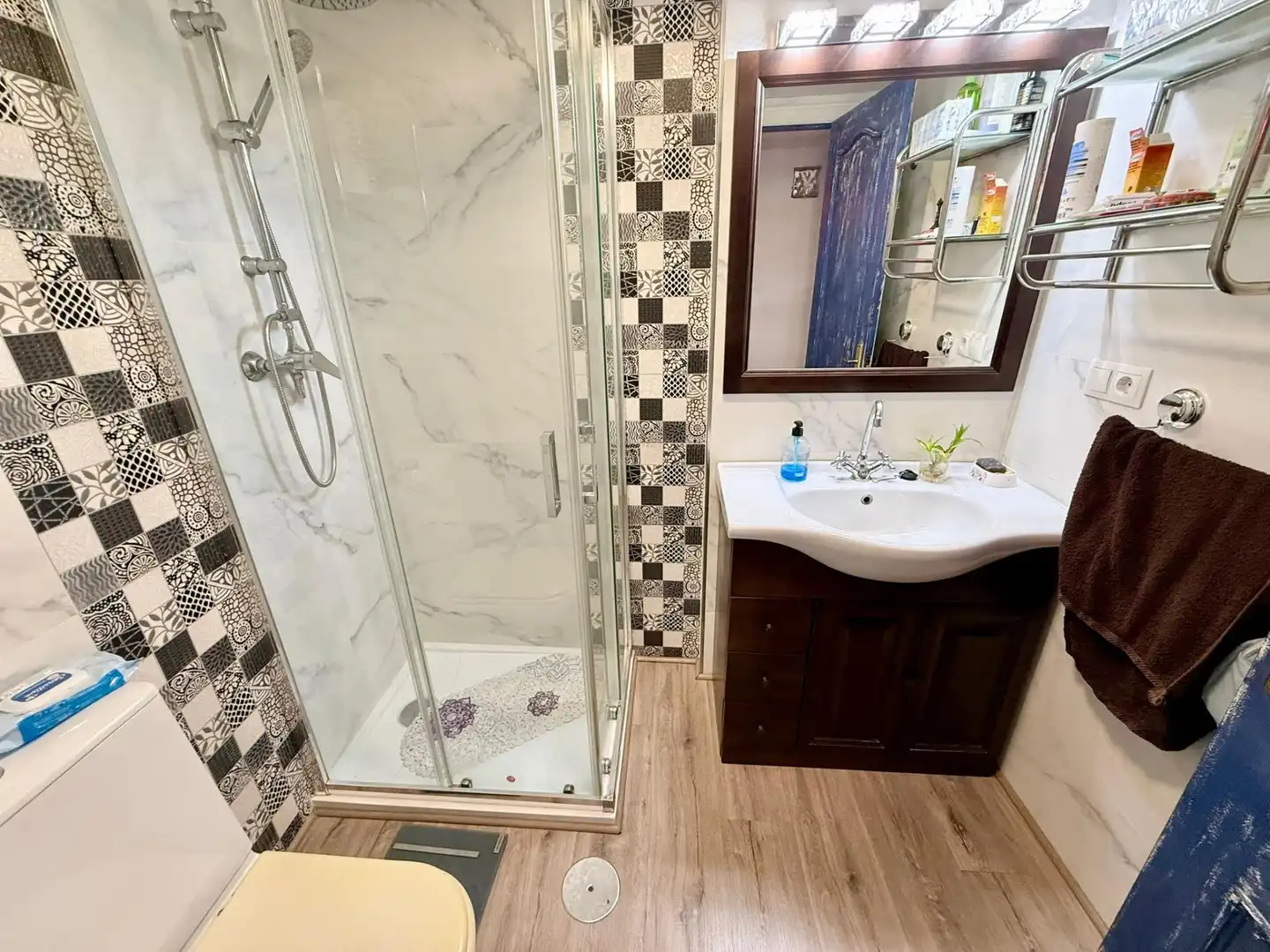 Bathroom of Flat for sale in Roquetas de Mar  with Air Conditioner, Terrace and Furnished