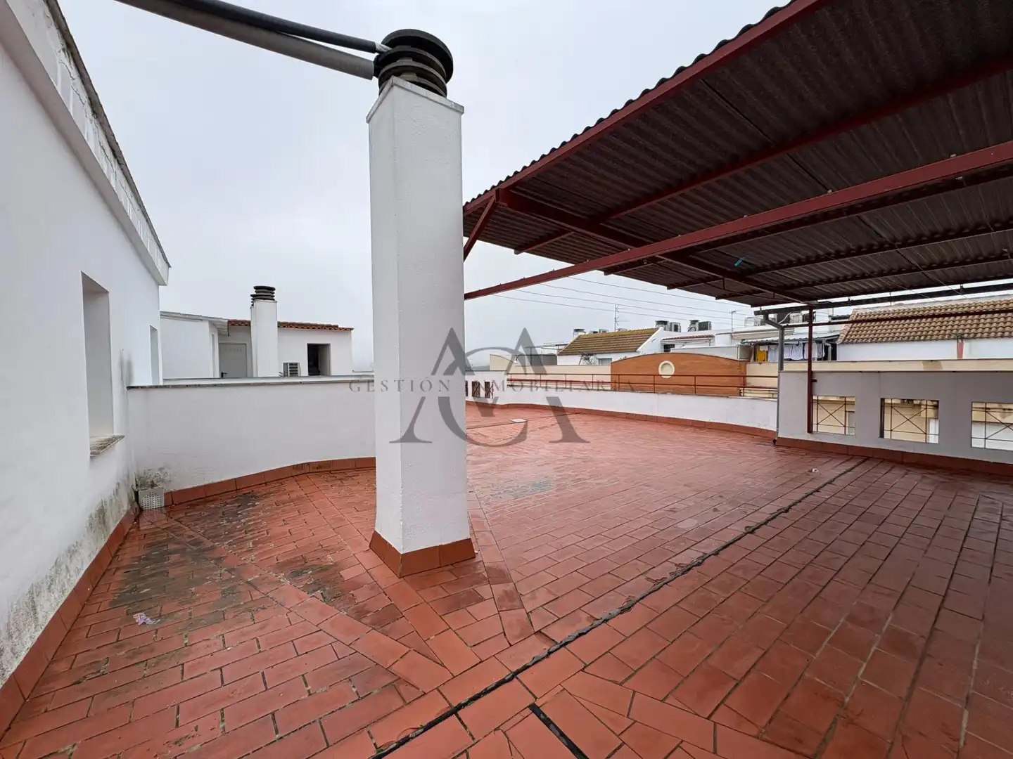 Terraza de Piso en venta en Lucena con Aire acondicionado
