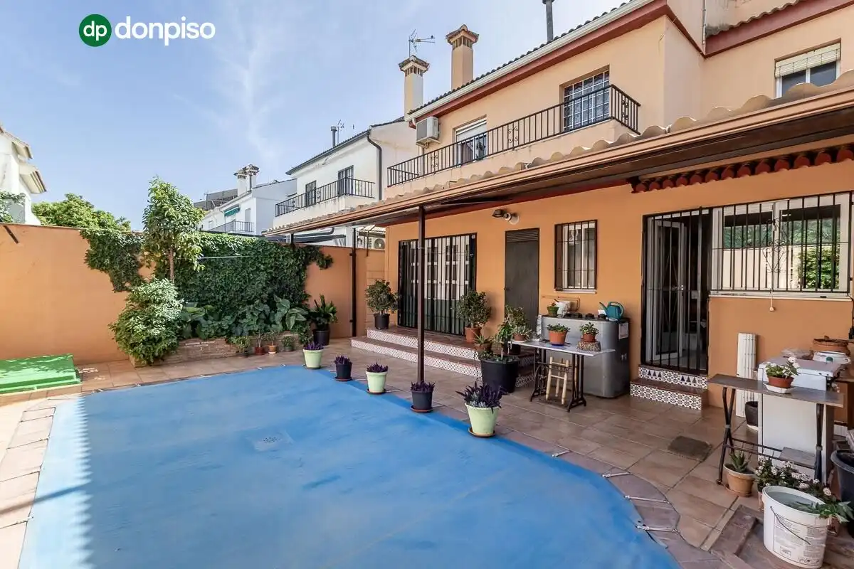 Detached house with terrace for sale in Calle SEVERO OCHOA, imagen 2