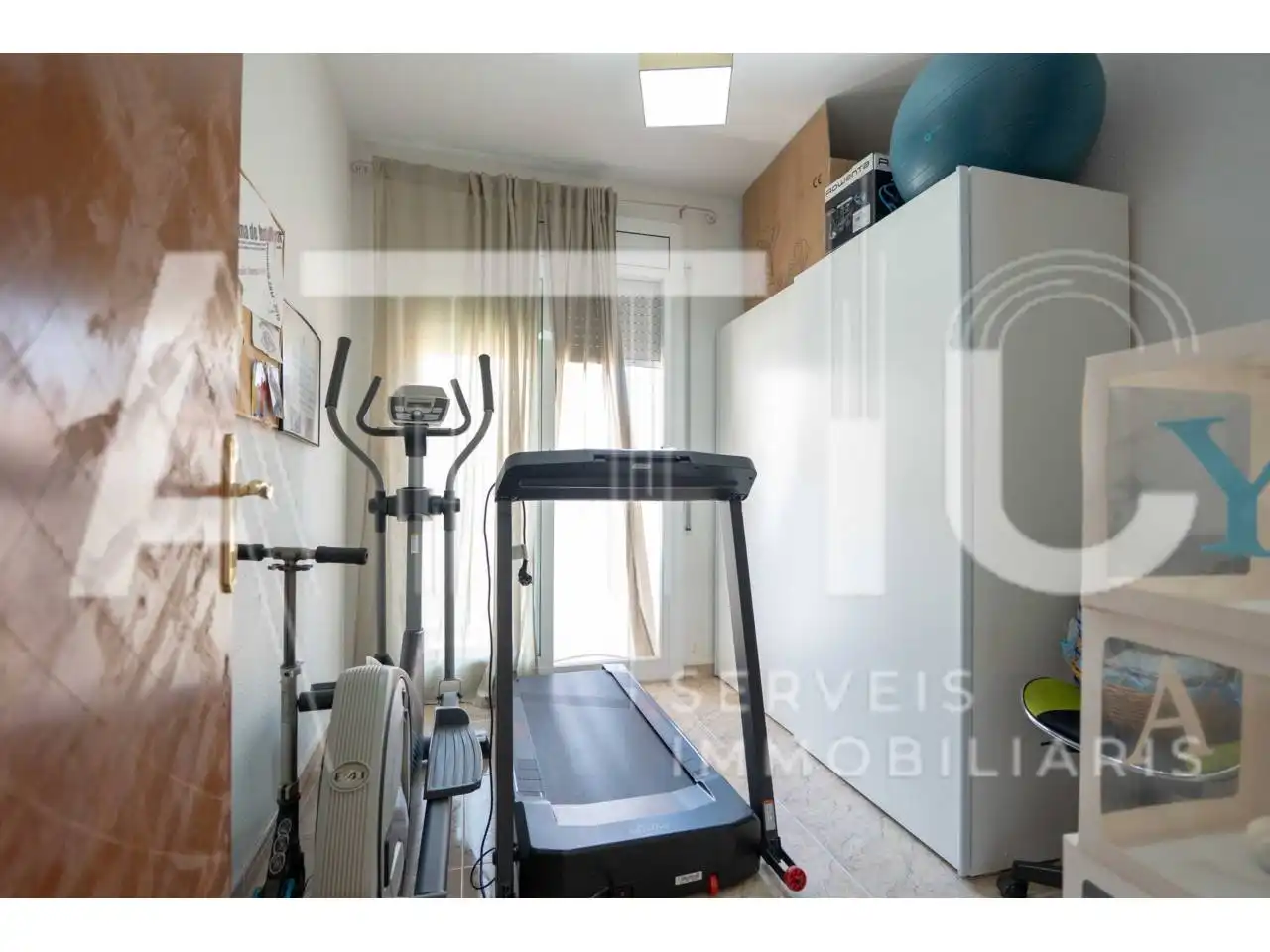 Habitación de Apartamento en venta en Sabadell con Aire acondicionado, Calefacción y Trastero