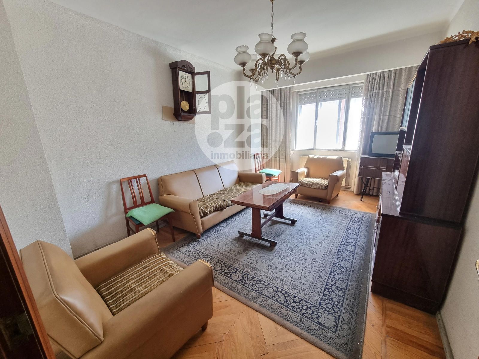 Sala d'estar de Pis en venda en Burgos Capital amb Calefacció i Terrassa