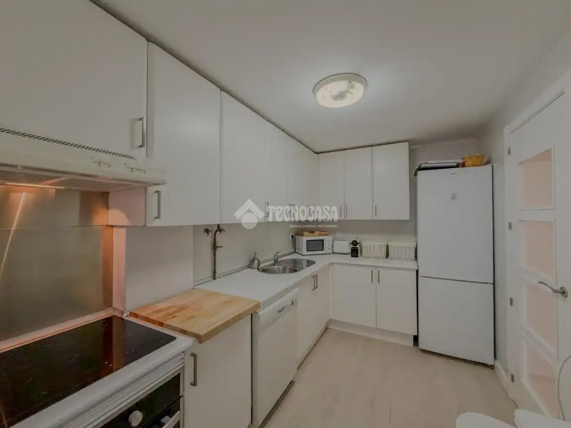 Cocina de Piso en venta en Rota con Aire acondicionado, Calefacción y Jardín privado