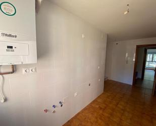 Kitchen of Flat for sale in Bembibre  with Balcony