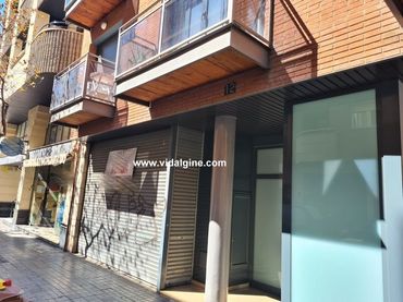 Local comercial en venda a Carrer Doctor Combelles