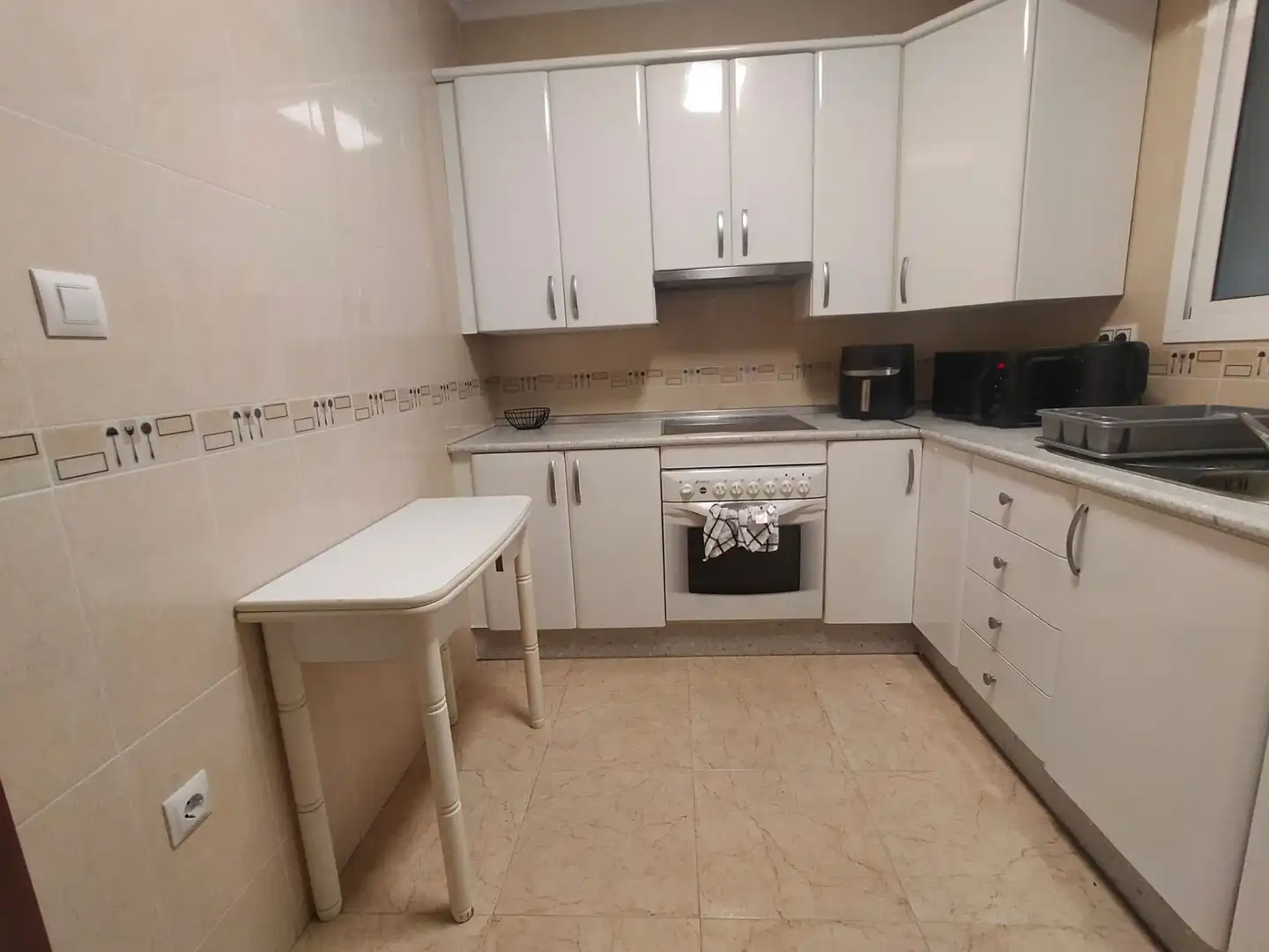 Cocina de Piso en venta en La Línea de la Concepción con Terraza