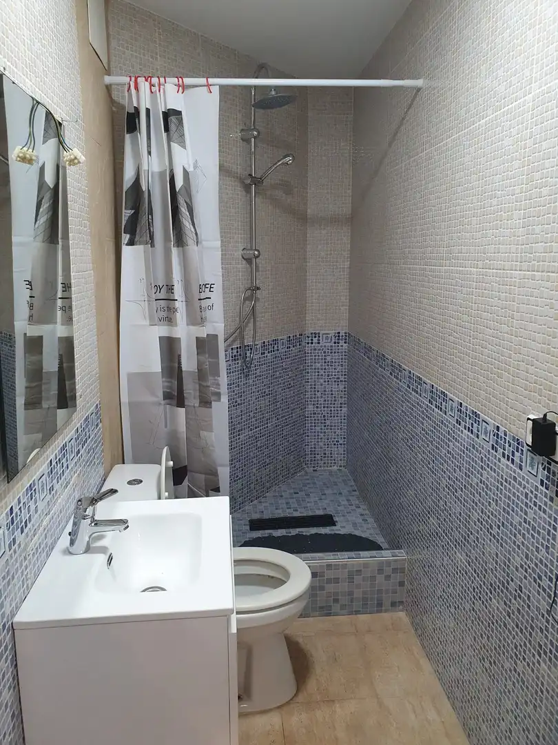 Badezimmer von Wohnung zur Miete in Villaviciosa de Odón mit Heizung, Möbliert und Waschmaschine