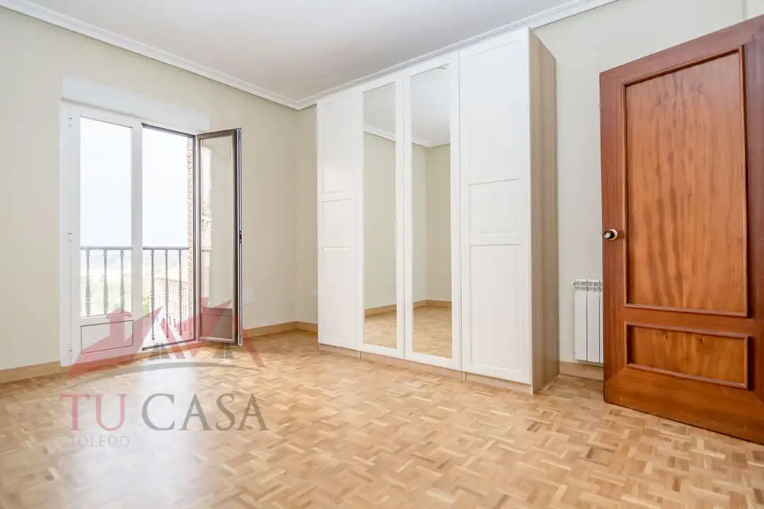 Habitación de Piso de alquiler en Toledo con Balcón