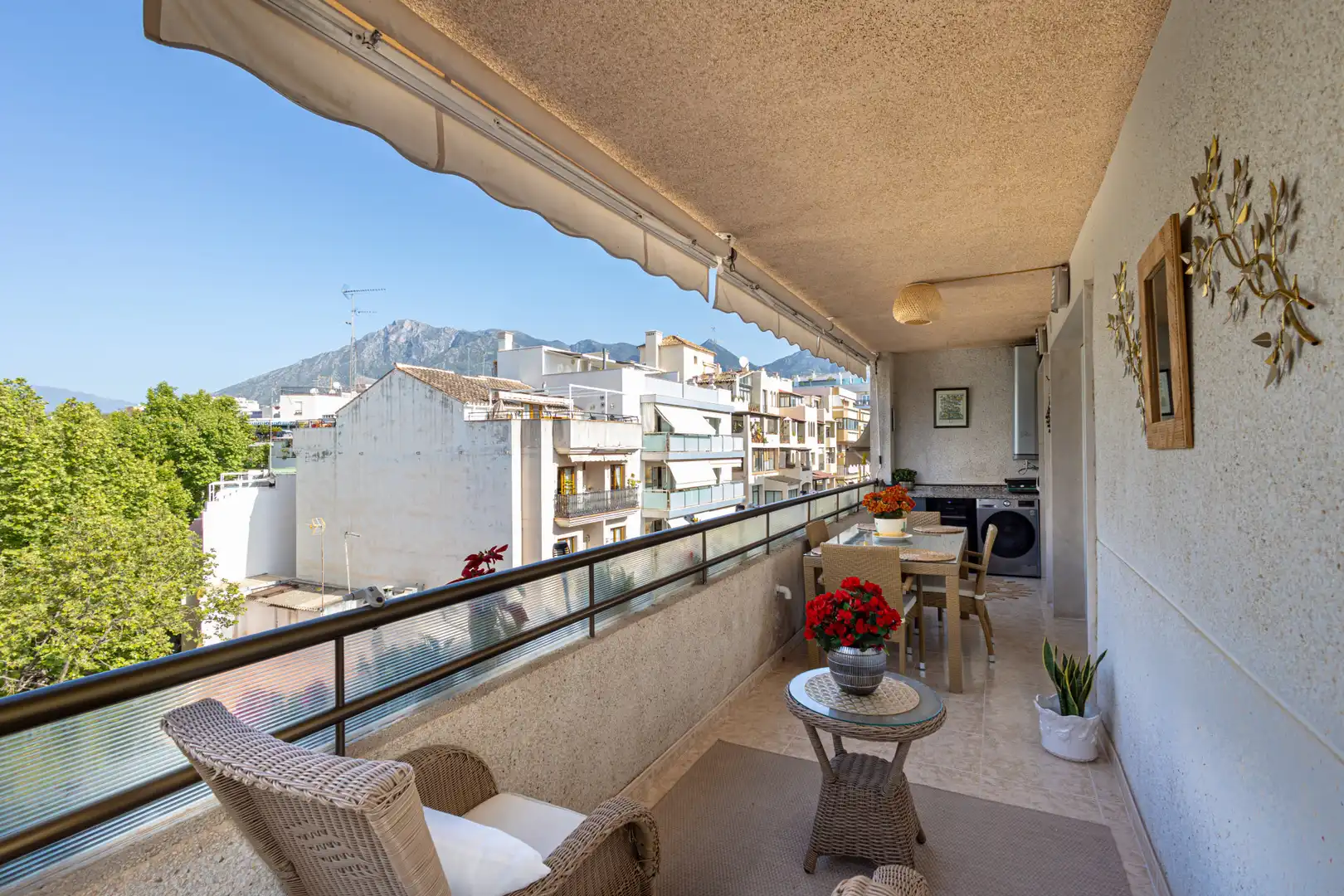 Terraza de Ático en venta en Marbella con Aire acondicionado, Calefacción y Terraza