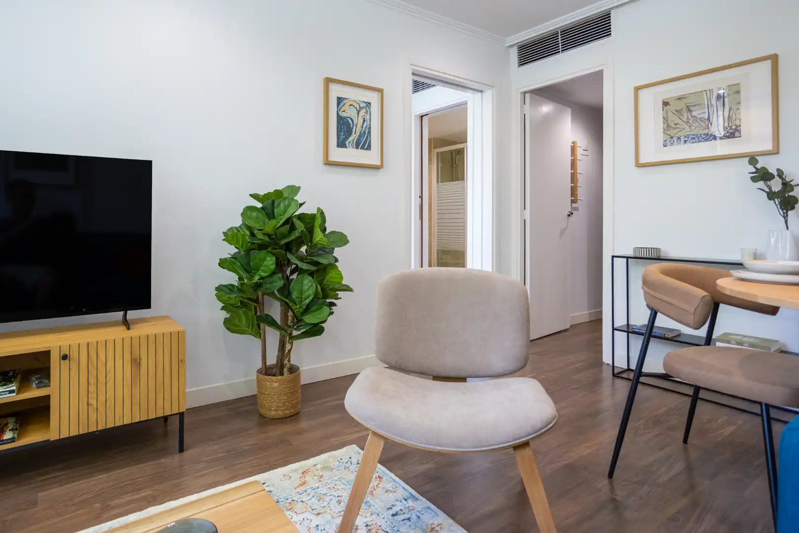 Living room of Apartments for rent in Madrid  with Air Conditioner, Heating and Furnished