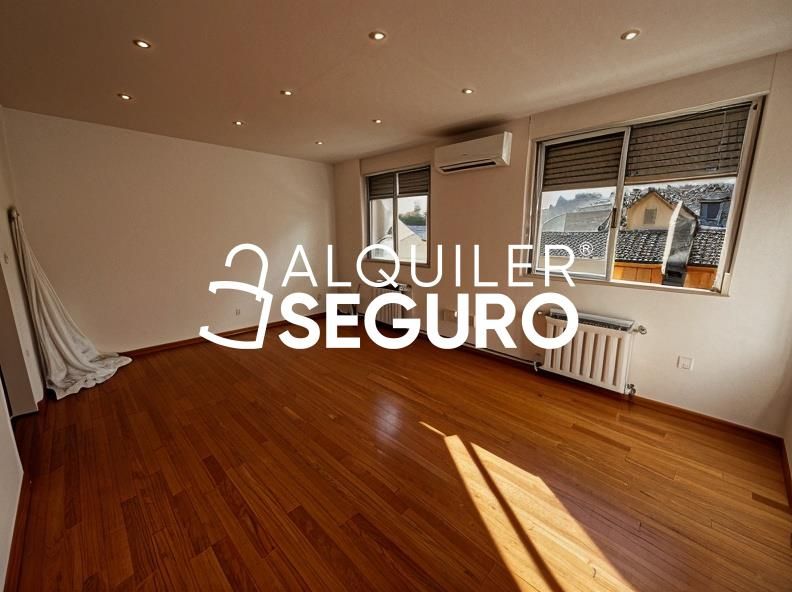 Sala d'estar de Pis de lloguer en  Madrid Capital amb Aire condicionat i Calefacció
