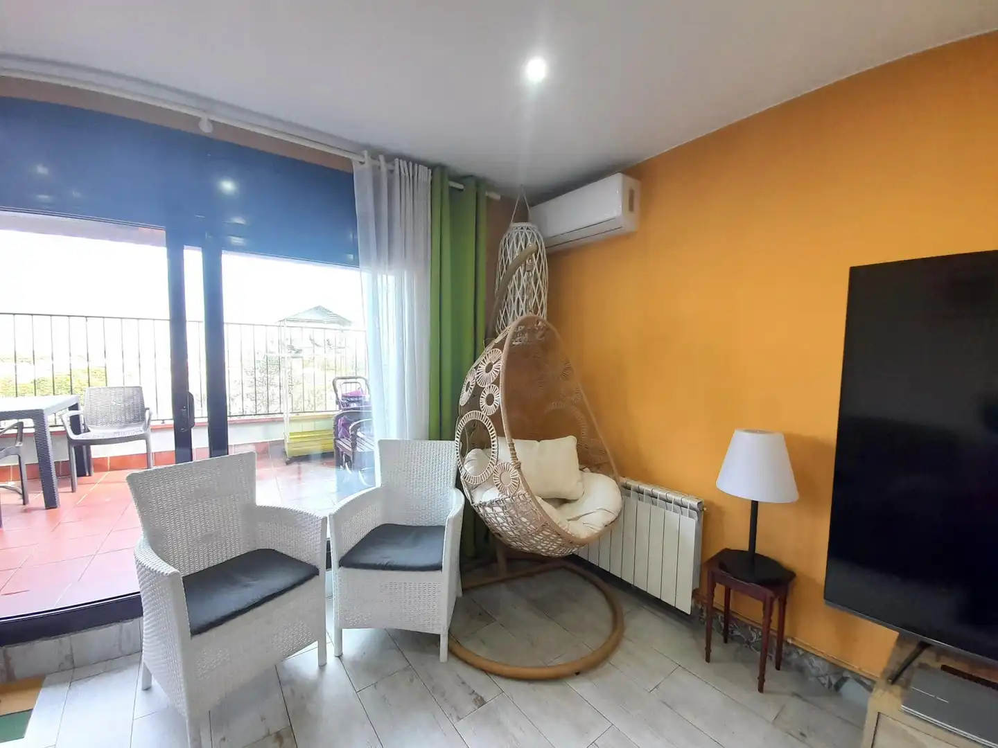 Terraza de Ático en venta en El Prat de Llobregat con Calefacción y Horno