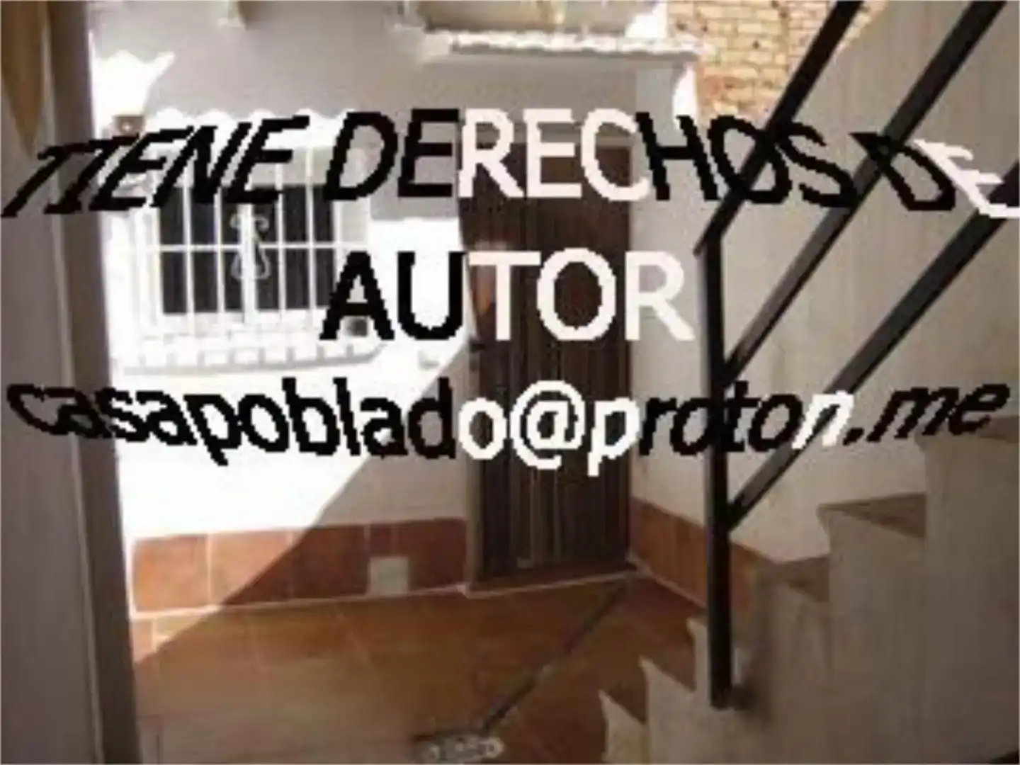 Dormitori de Casa adosada en venda en Villalpardo amb Traster i Moblat