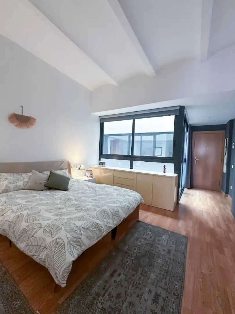 Habitación de Apartamento en venta en Barcelona con Aire acondicionado, Calefacción y Parquet