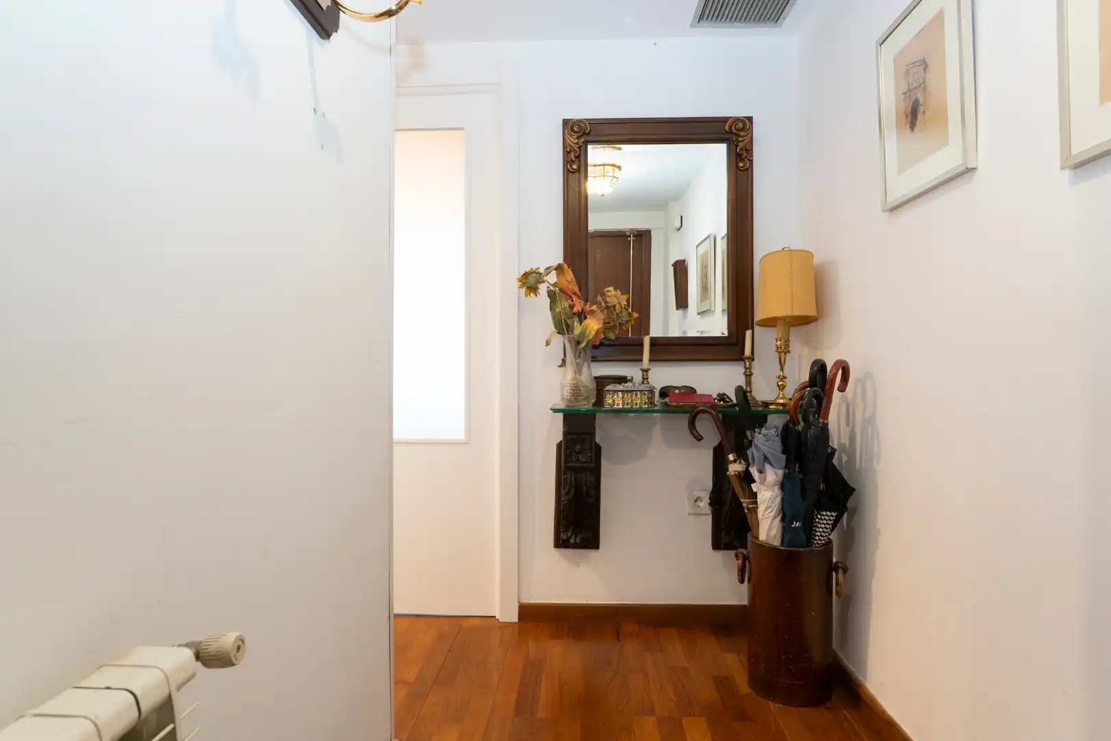 Wohnung zum Verkauf in Jaén mit Klimaanlage, Heizung und Privatgarten