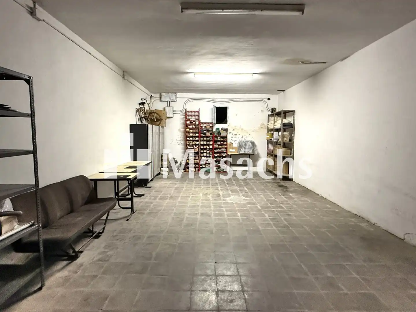 Fabrikhallen zur Miete in Terrassa